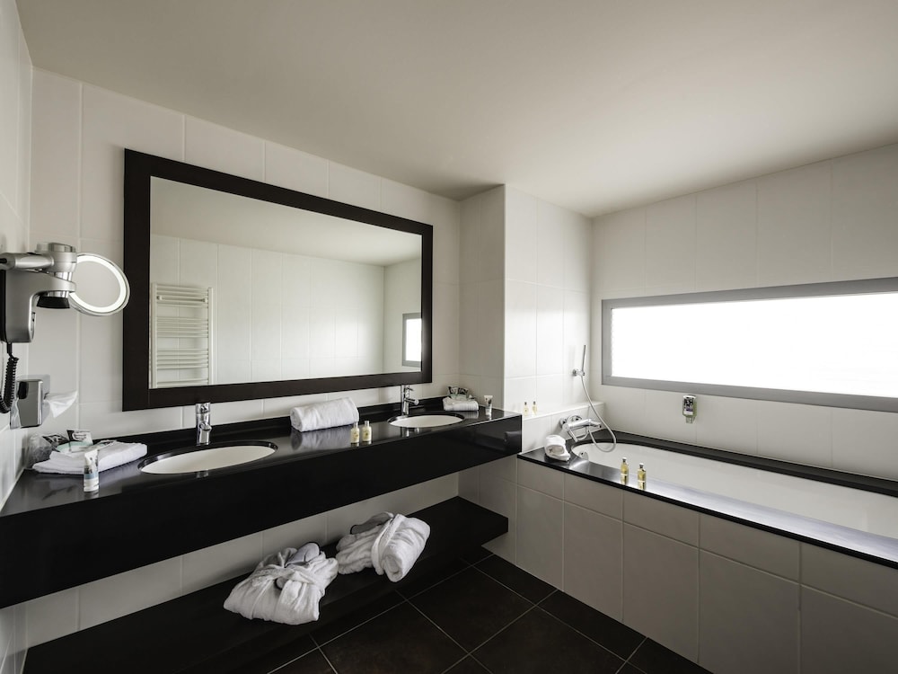 Mercure Lyon Genas Eurexpo 50/50
