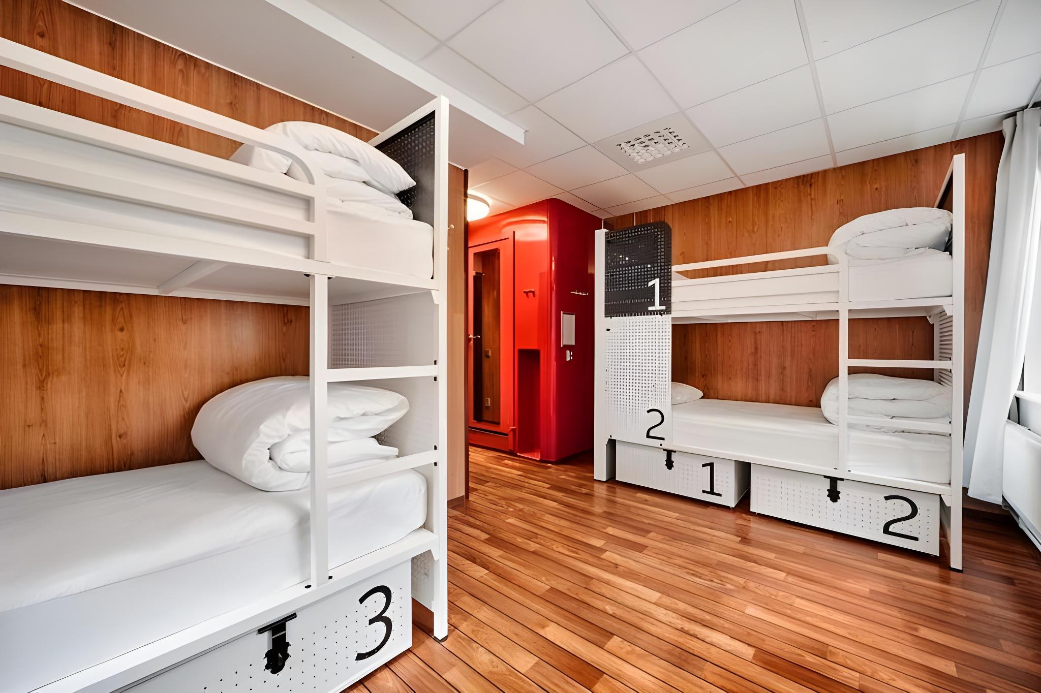 Private 4 Bed Room - Ensuite