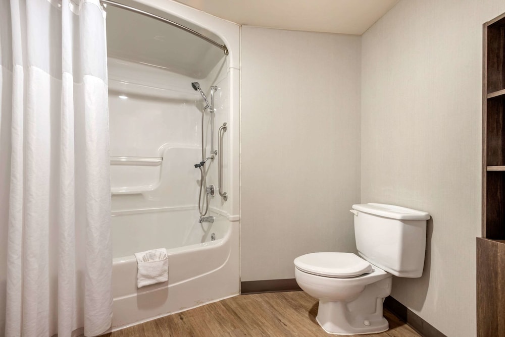 Quality Suites Quebec 17/35