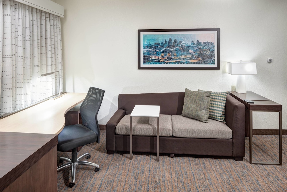 Residence Inn By Marriott Kansas City Country Club Plaza 37/38