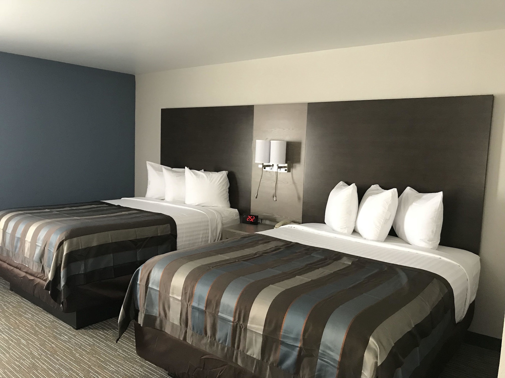 1 Bedroom, Suite, 2 Queen Beds