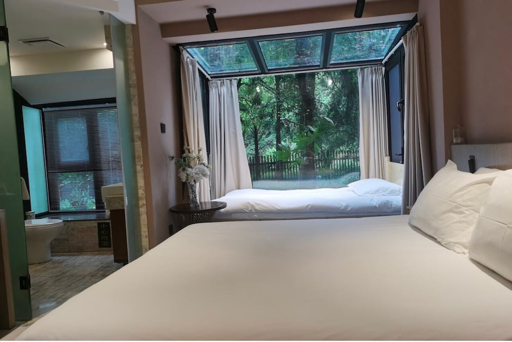 Lotus Glade Hotel 29/50