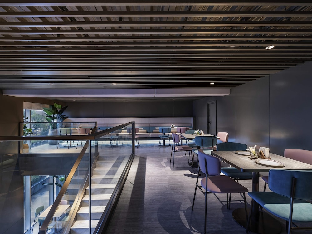Mercure Nanjing Olympic EXPO 45/58