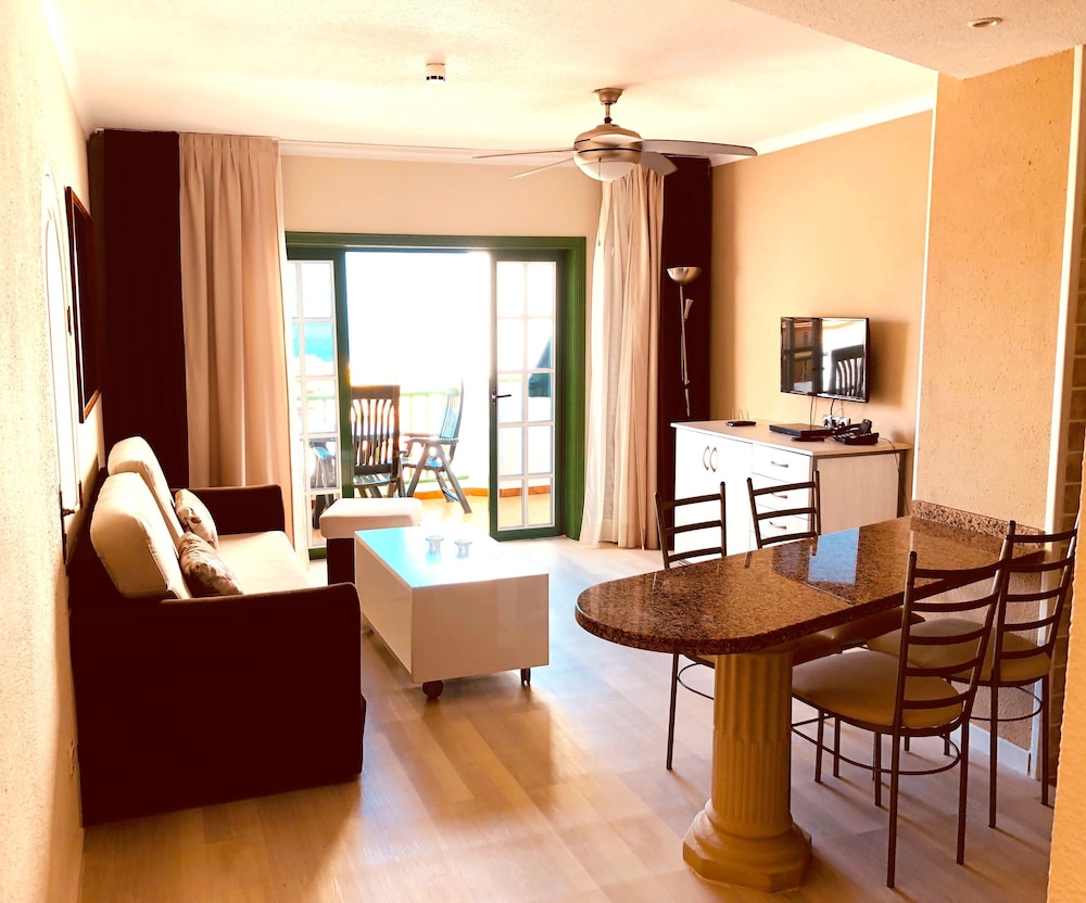 Regency Torviscas Apartments And Suites 42/63