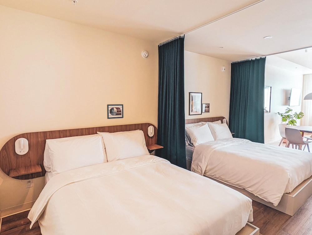 Terminus Hotel 5/50
