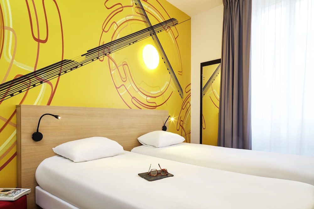 STANDARD, TWIN BEDS