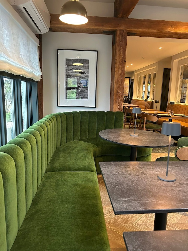 Auberge West Brome 36/65