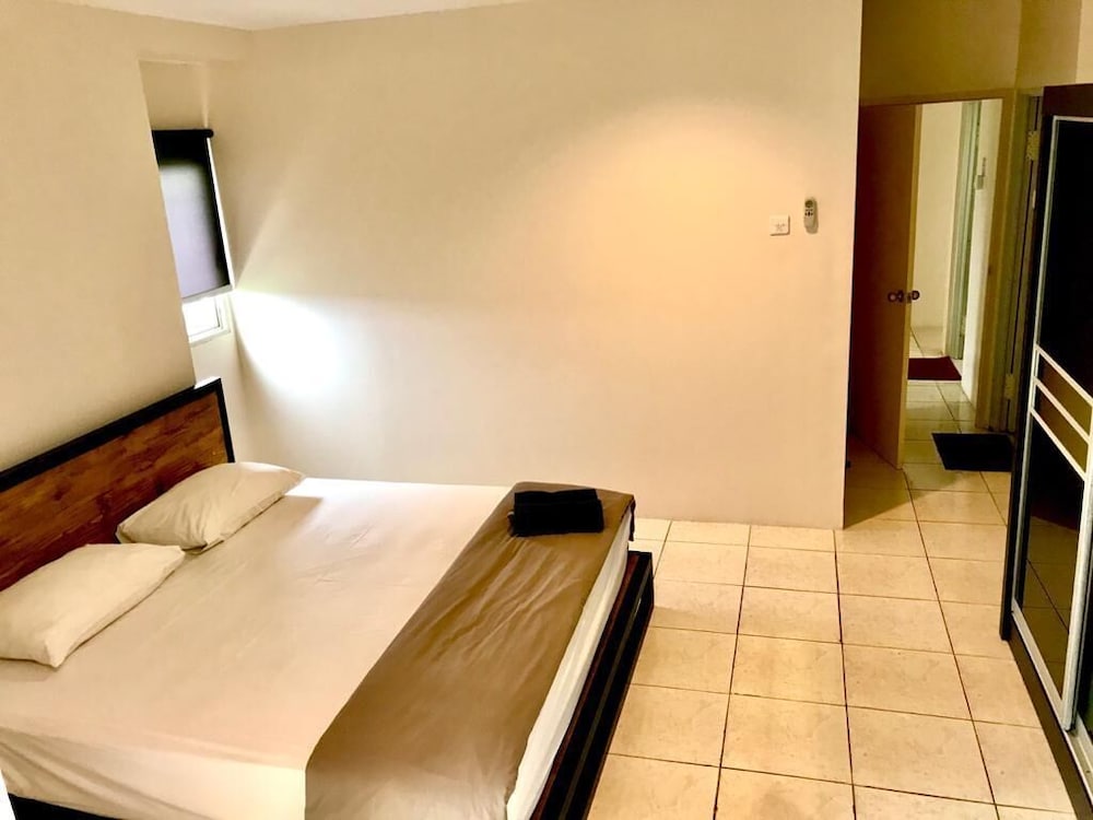 3 BEDROOMS, PRESIDENTIAL, APARTMENT, CITY VIEW, KITCHENETTE