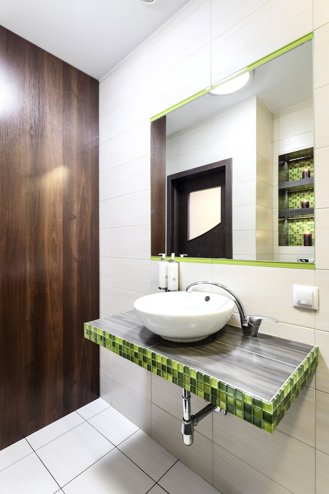 Platinum Aparthotel 72/73