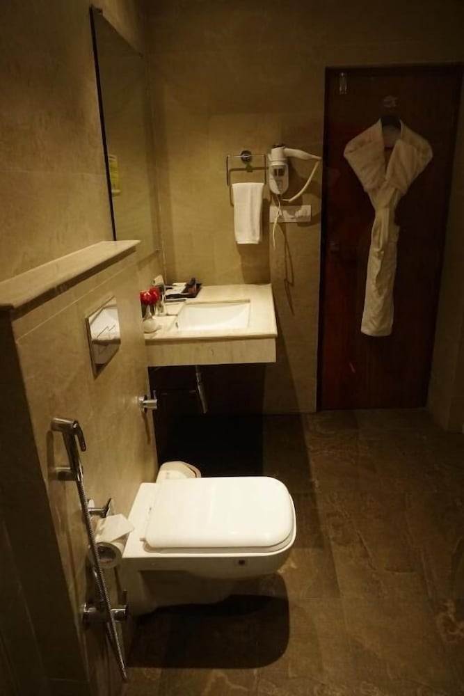 Asia Health Resorts and Spa 70/70