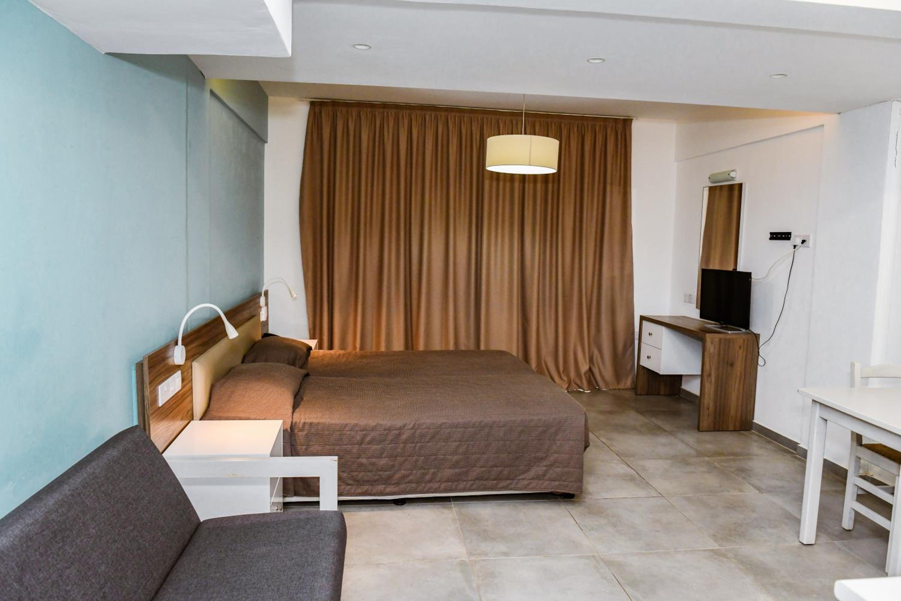 Sweet Memories Hotel Apartments 6/50