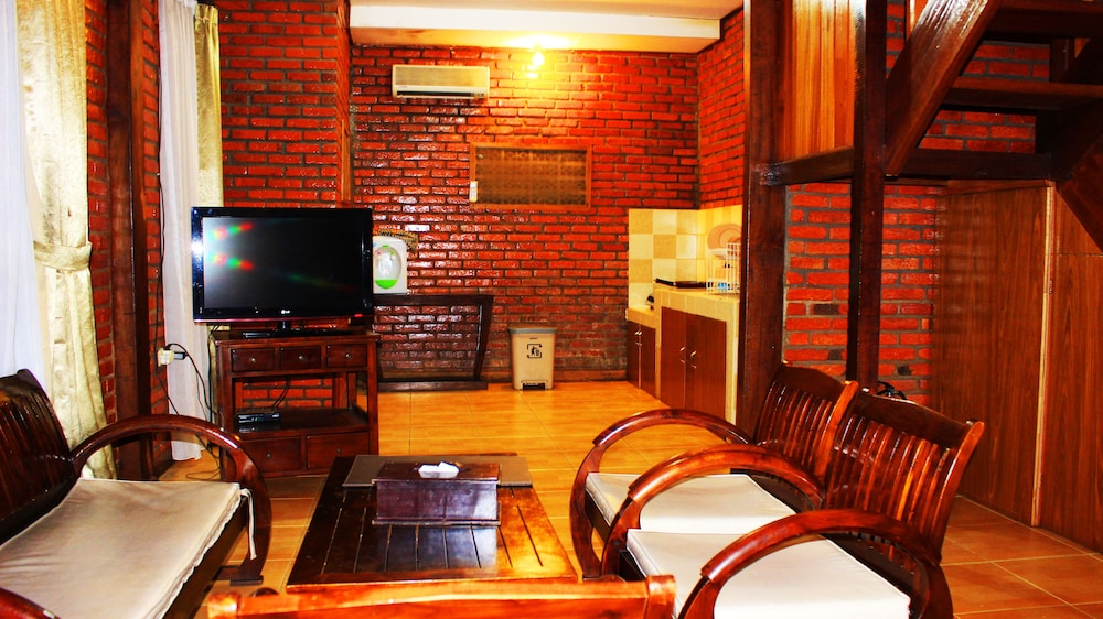 Jambuluwuk Convention Hall And Resort Puncak 17/56