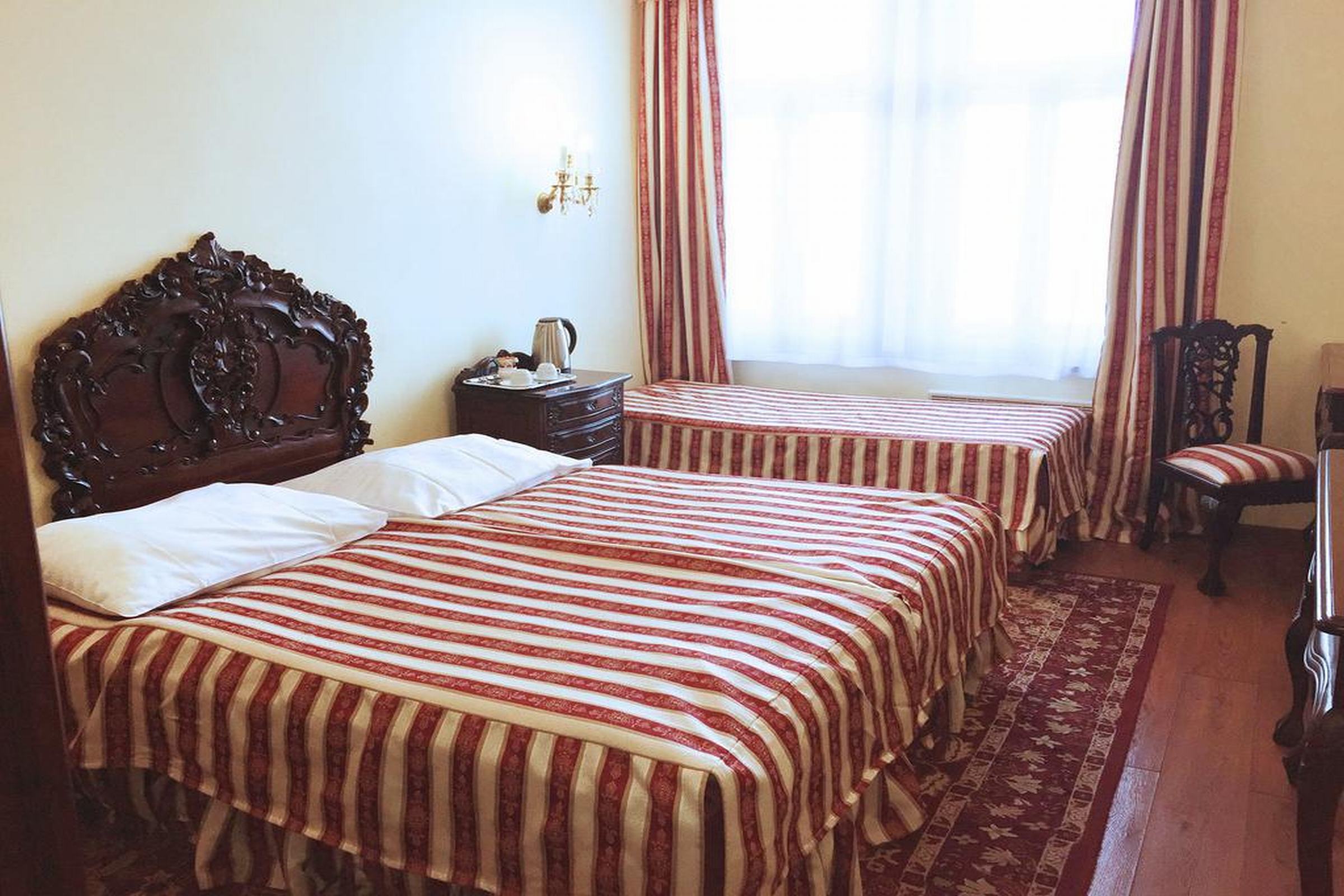 King Charles Boutique Residence 4/30