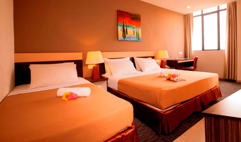 Leo Express Hotel 9/43