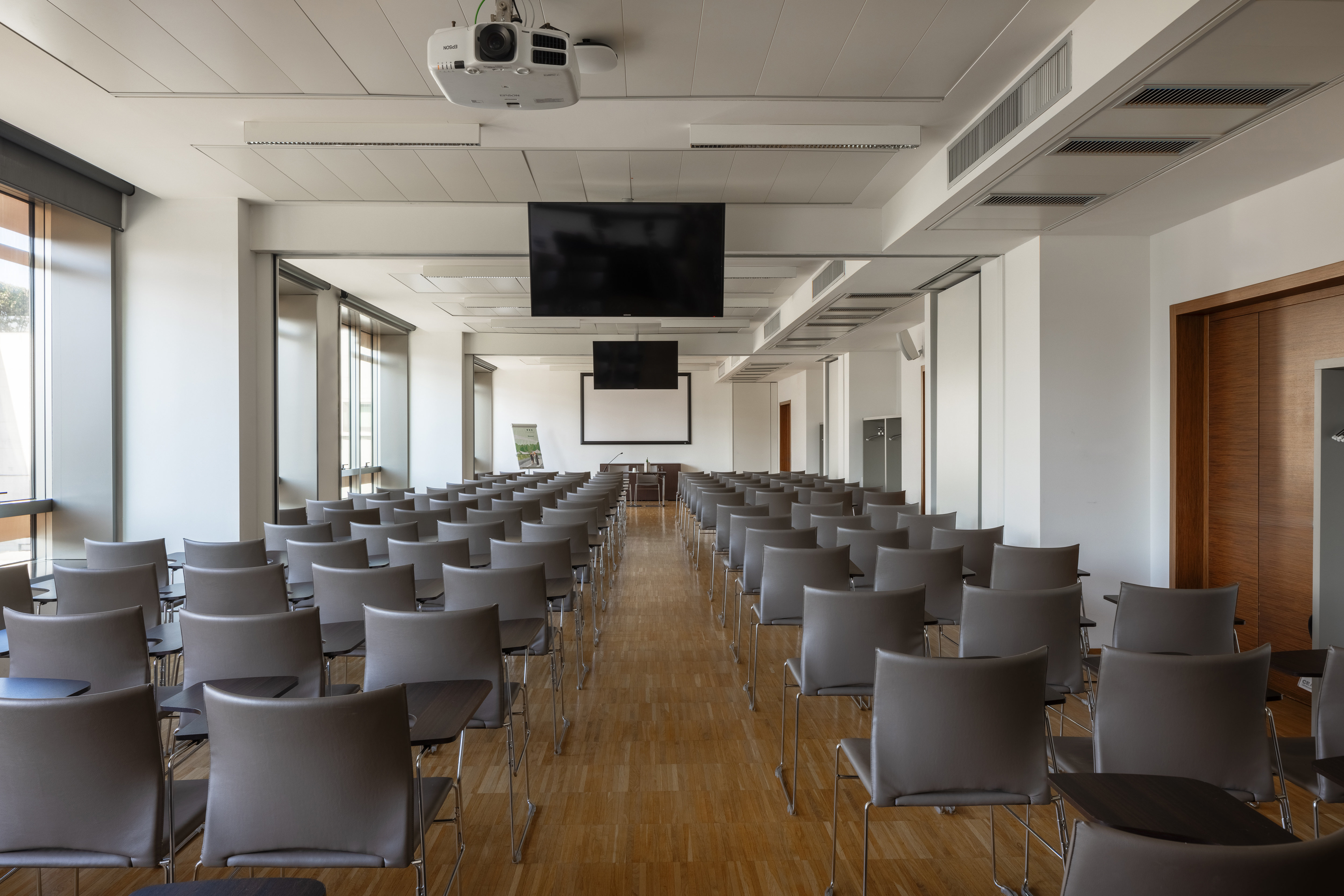 Unahotels San Vitale Bologna 43/54
