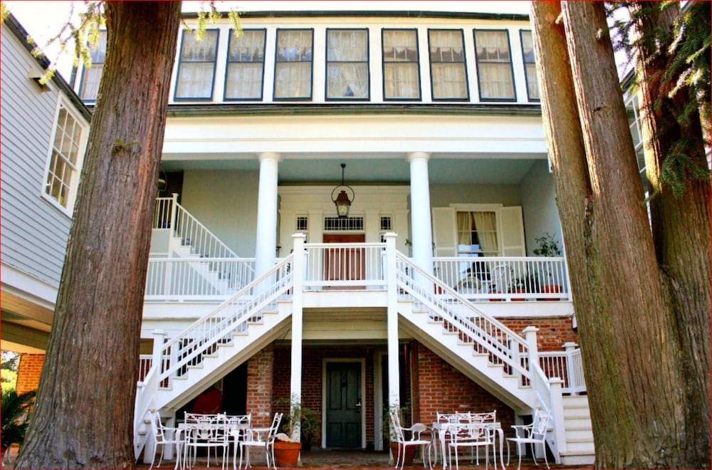 The Burn Bed And Breakfast 1/50