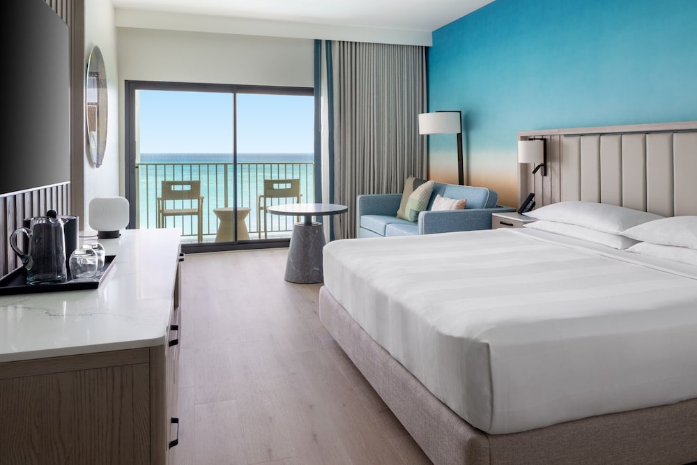 Room, King Bed, Ocean Front, Sofa