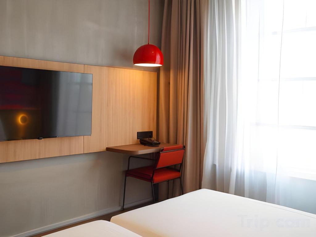 The Graph Hotel Kuala Lumpur 38/42