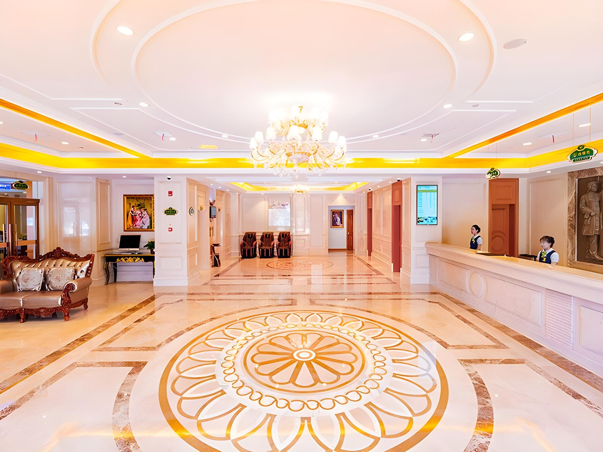 Vienna Hotel (Shanghai Gucun Park) 8/41