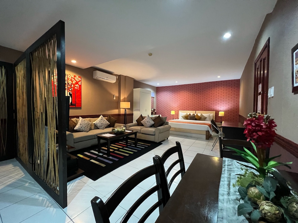 Subic Residencias 50/67