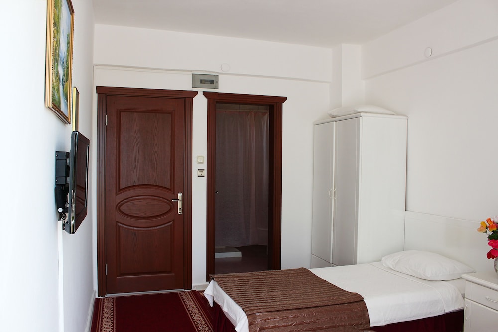 Soykan Hotel 30/62