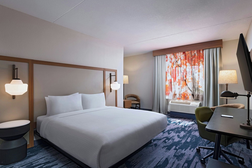 Chandler Hospitality Inn (Holiday Inn Express and Suites Phoenix/Chandler) 8/32
