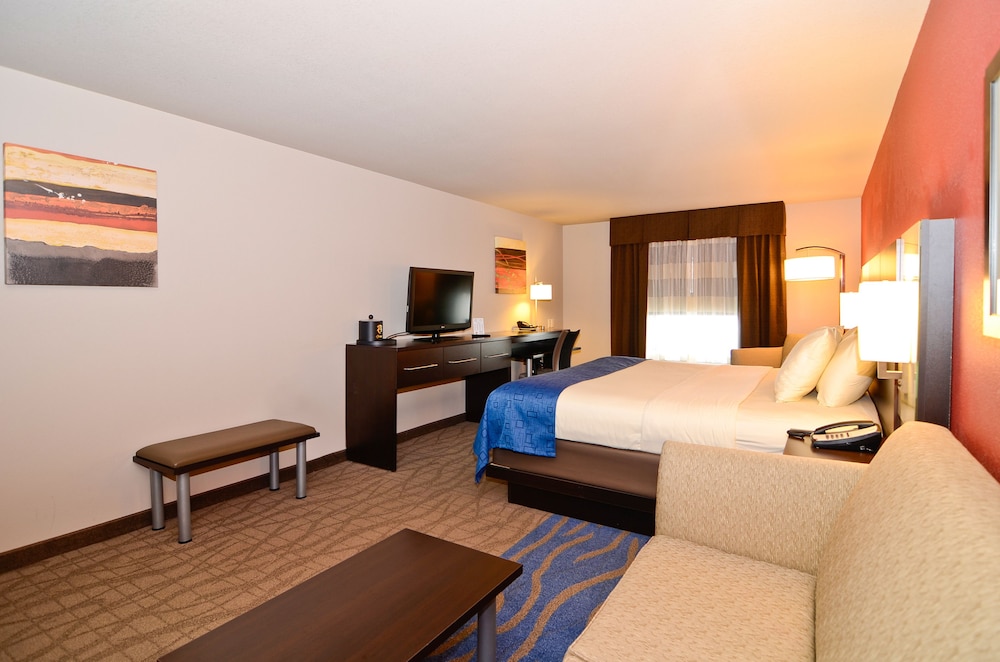 Astoria Hotel and Event Center 13/61