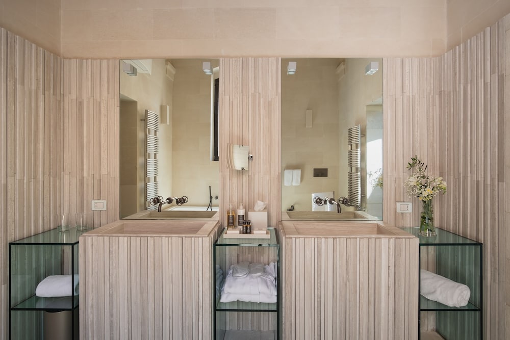La Fiermontina Luxury Home Hotel 41/77