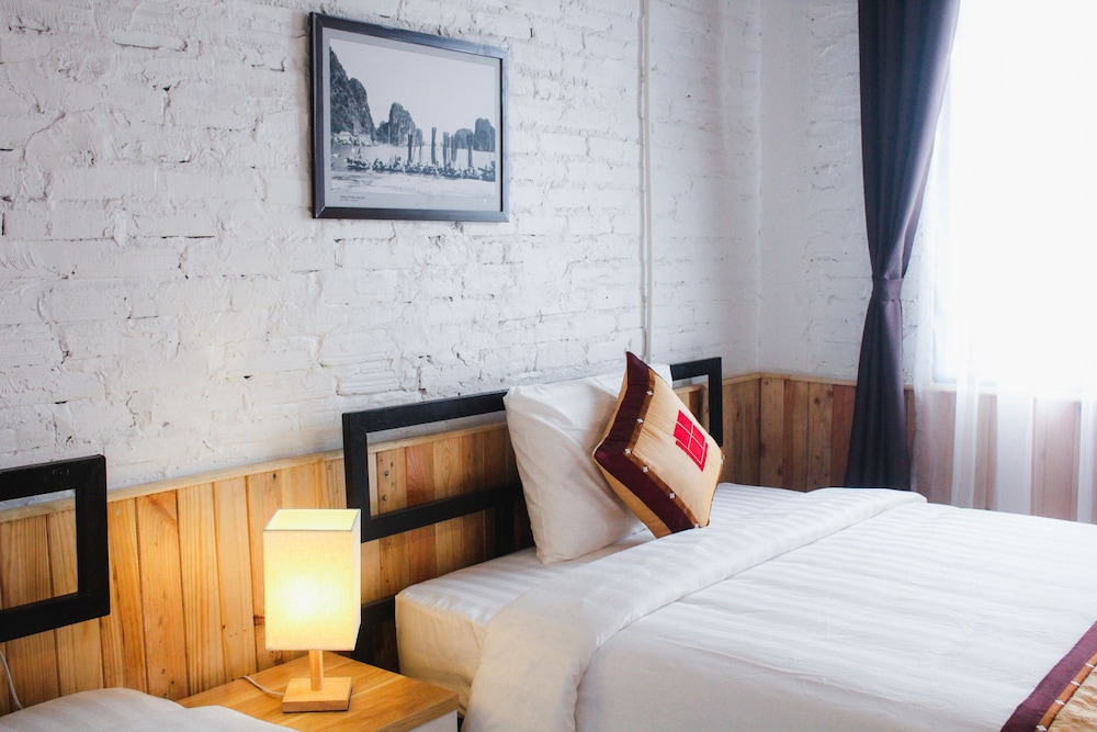 Aroma Ha Long Hostel 9/50