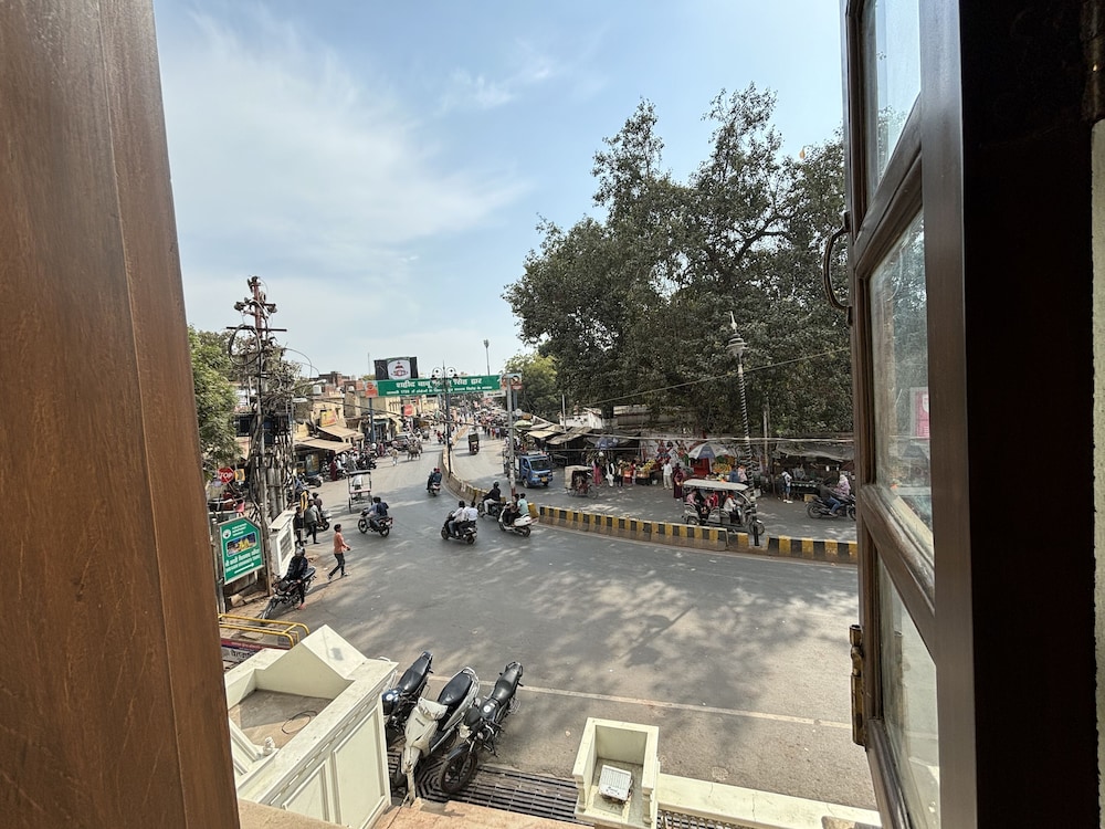 HOTEL PRADEEP 44/55