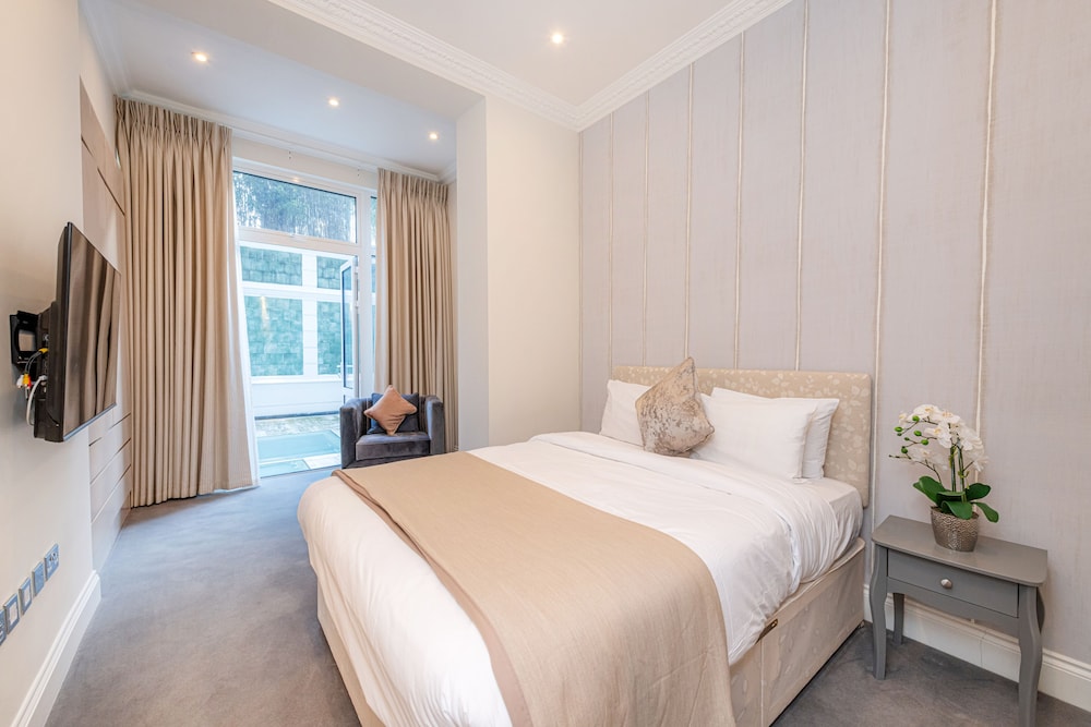 20 Hertford Street 13/50