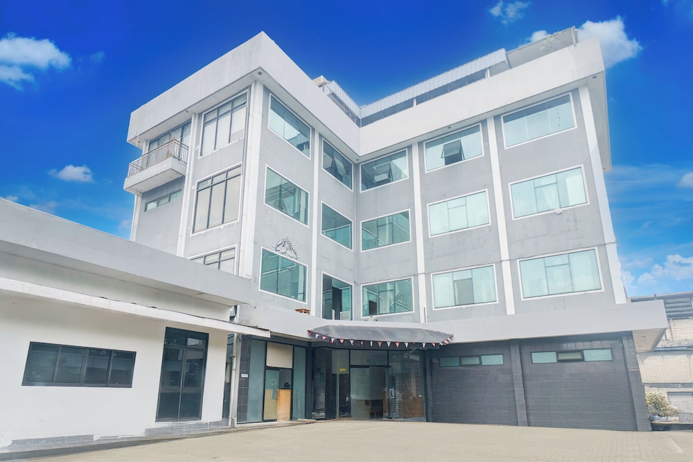 Hotel O Palmerah Near Binus University Formerly Wisma Bango in JAKARTA