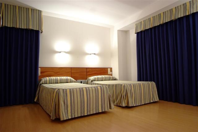Hotel Colon Tuy 5/18