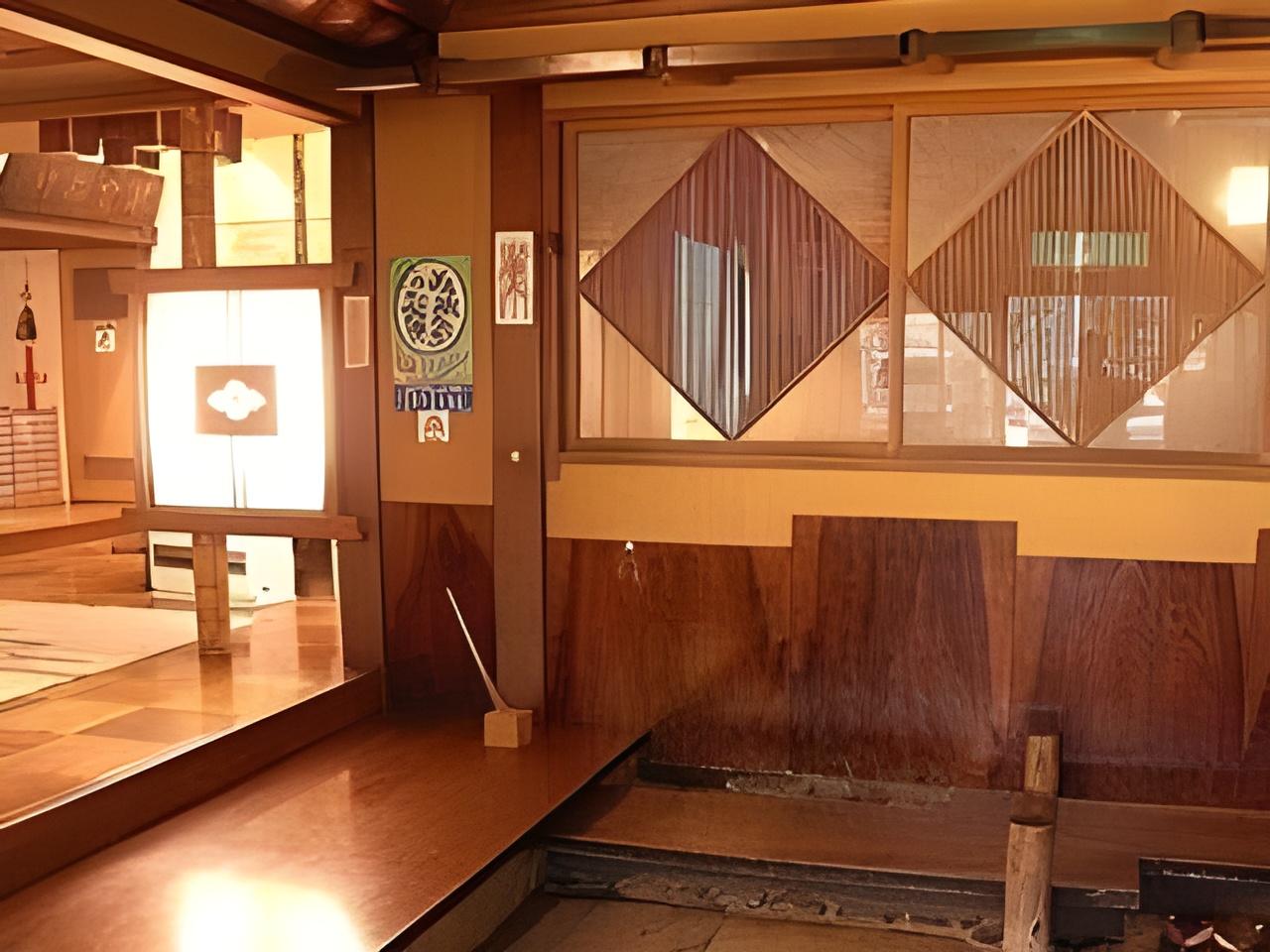 Miyazu Onsen Charoku Honkan 8/50