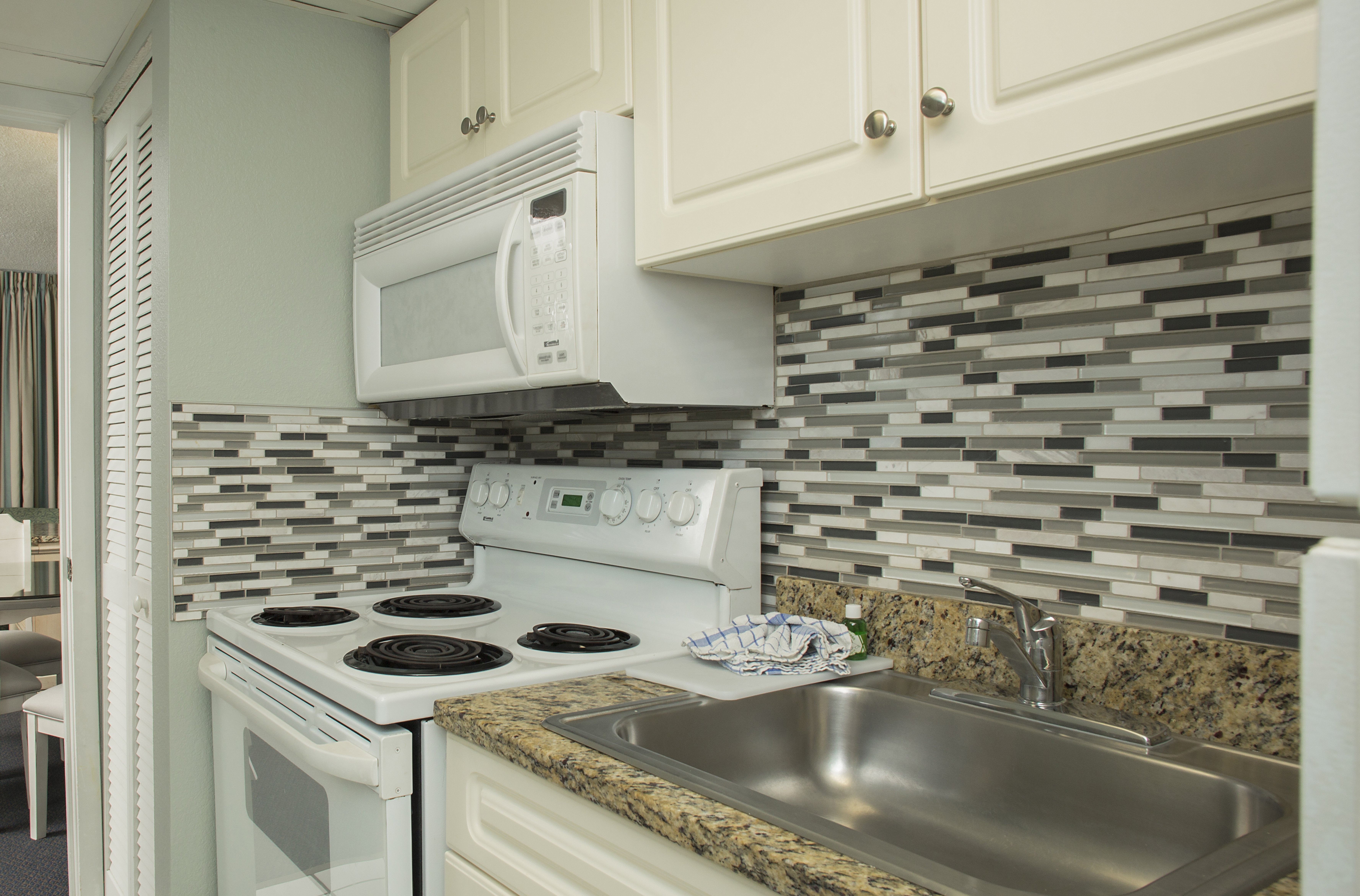 Grande Shores Ocean Resorts Condominiums 47/49