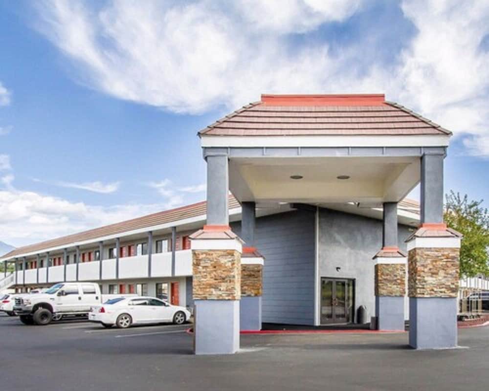 Econo Lodge Flagstaff East I-40 50/53