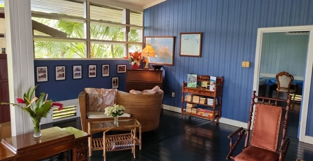 The Samoan Outrigger Hotel 30/50