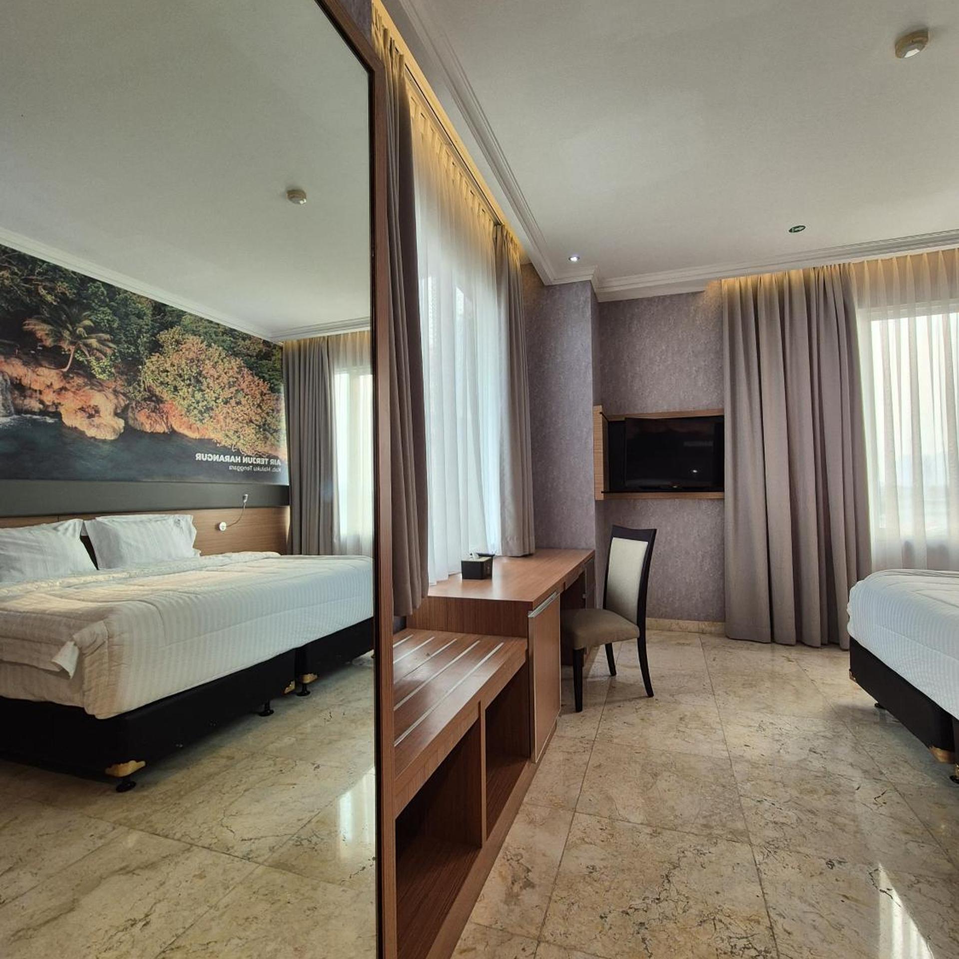 GiiA Maluku Thamrin Jakarta 18/44