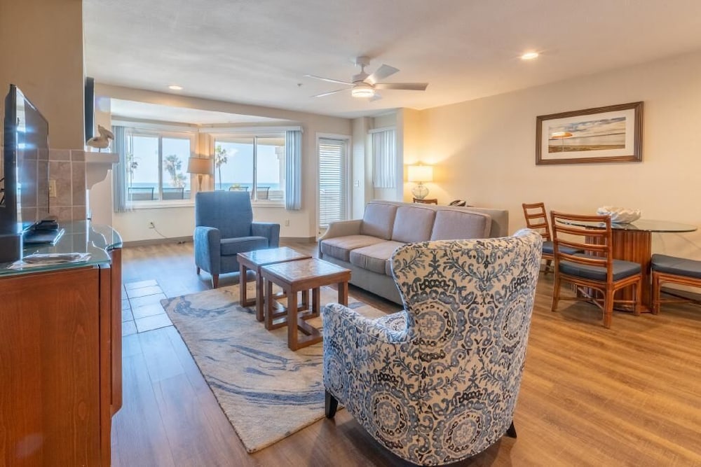 San Clemente Cove 34/55