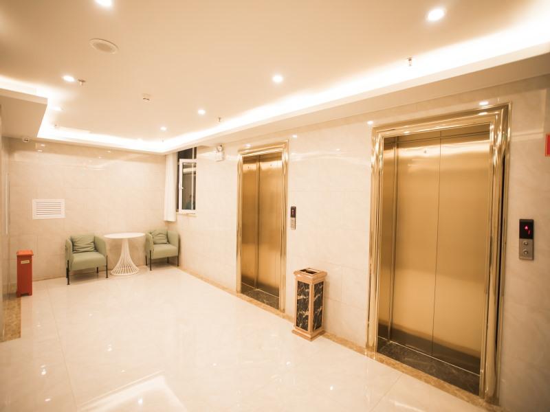 Greentree Inn Zhangjiakou High Speed Railway Station 7/41