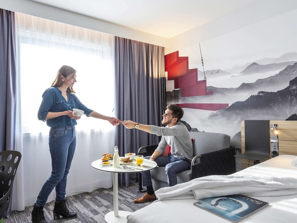 Novotel Annecy Centre 60/74