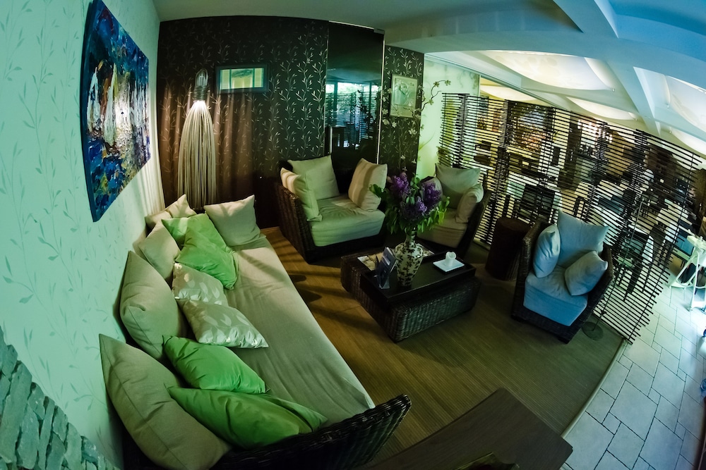 Echo Residence All Suite Hotel 18/50