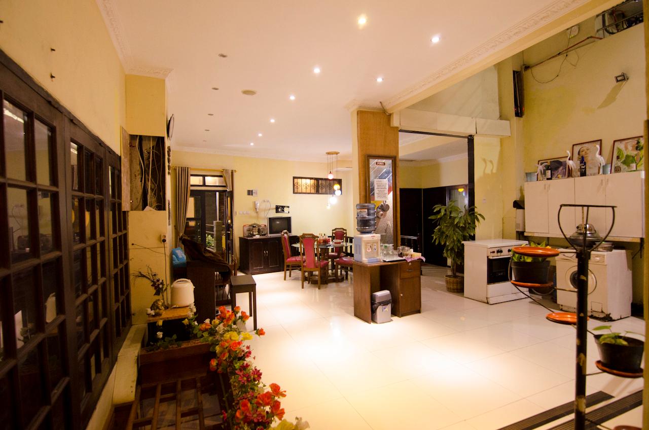 Hotel Salon Fora Longhill Cafe Fora 11/23