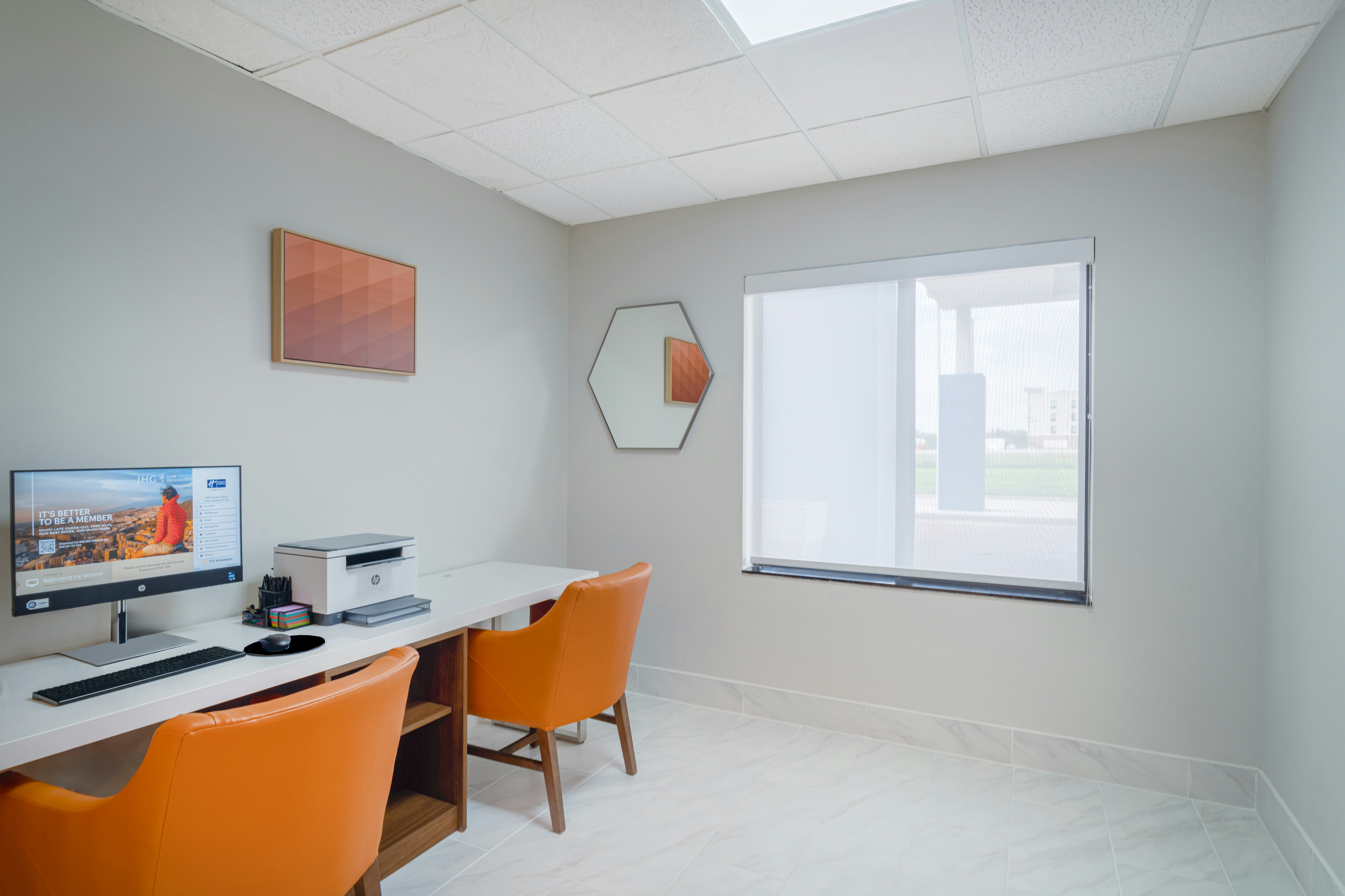 Holiday Inn Express Hotel And Suites Pratt 55/55