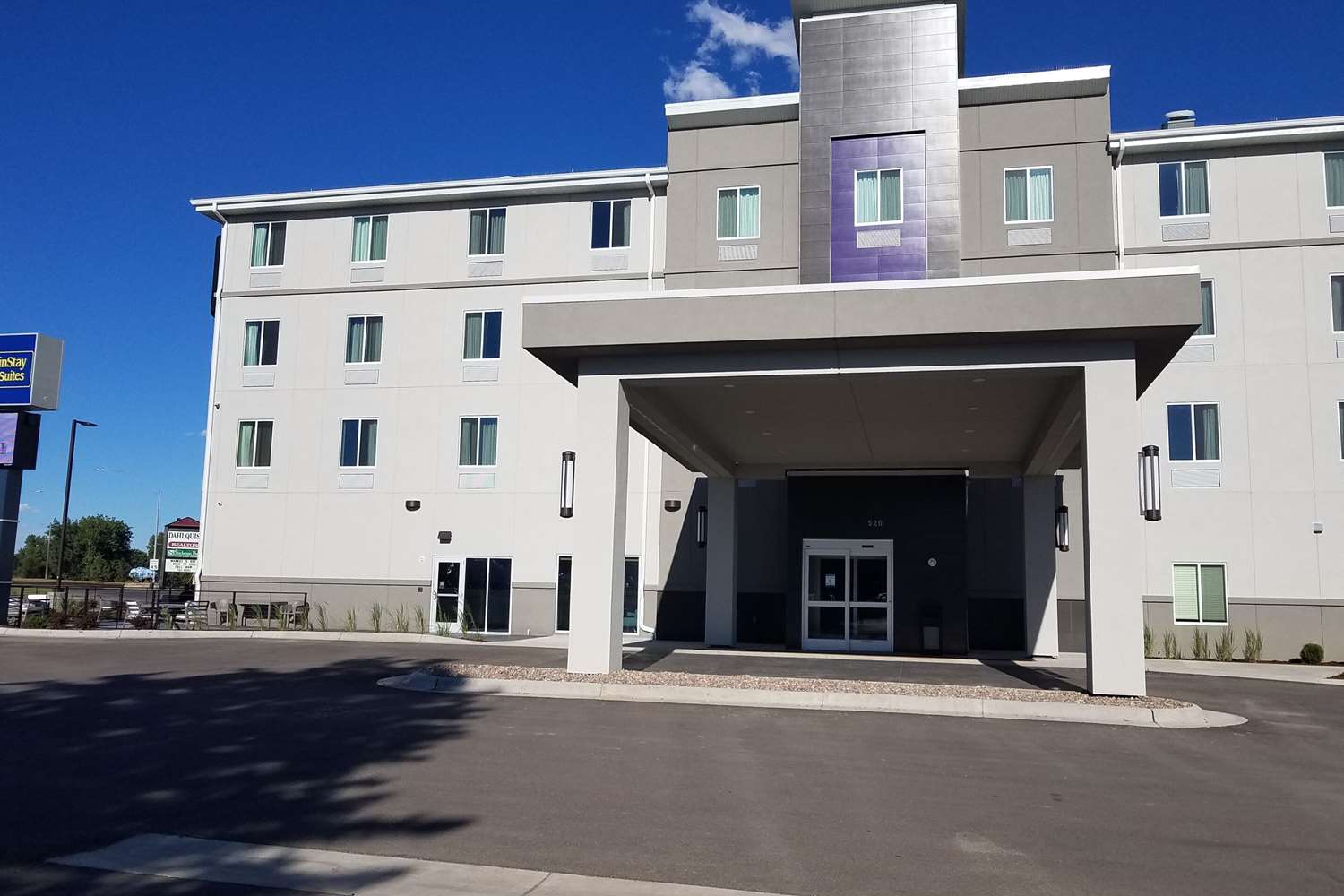 MainStay Suites Great Falls Airport 3/16