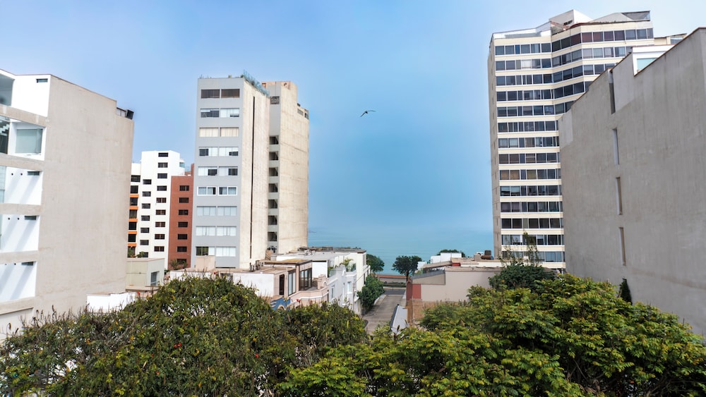 Ferre Miraflores 44/48