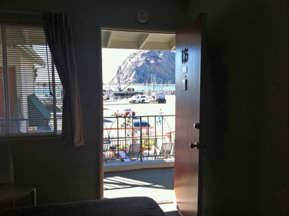 Bayfront Inn At The Waterfront 28/46