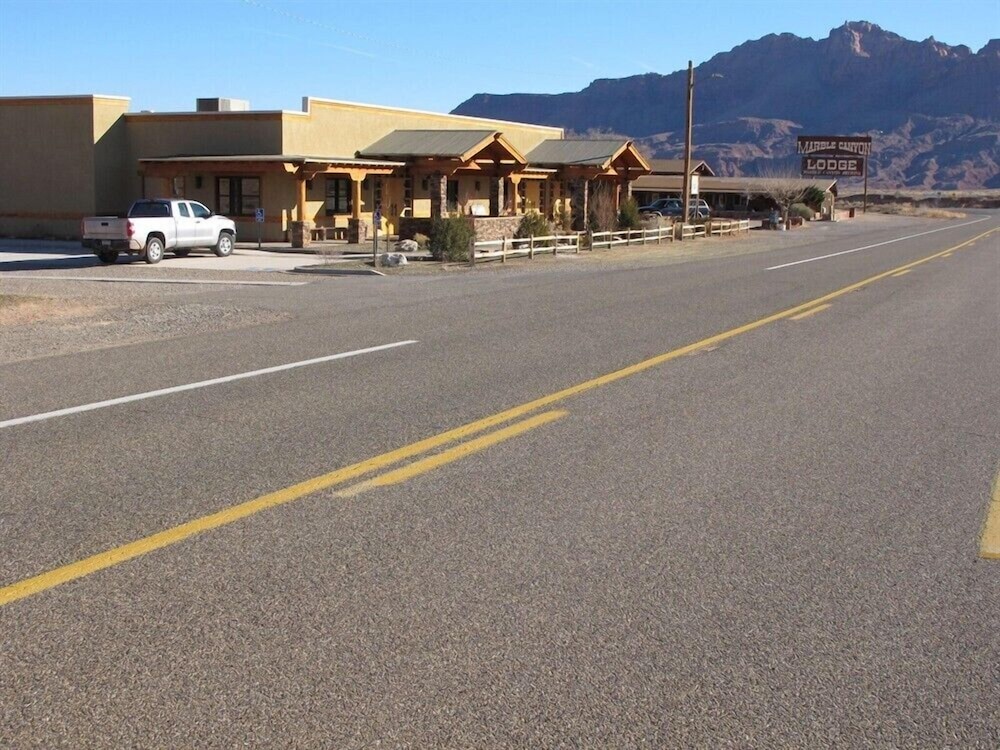 Marble Canyon Lodge 43/68