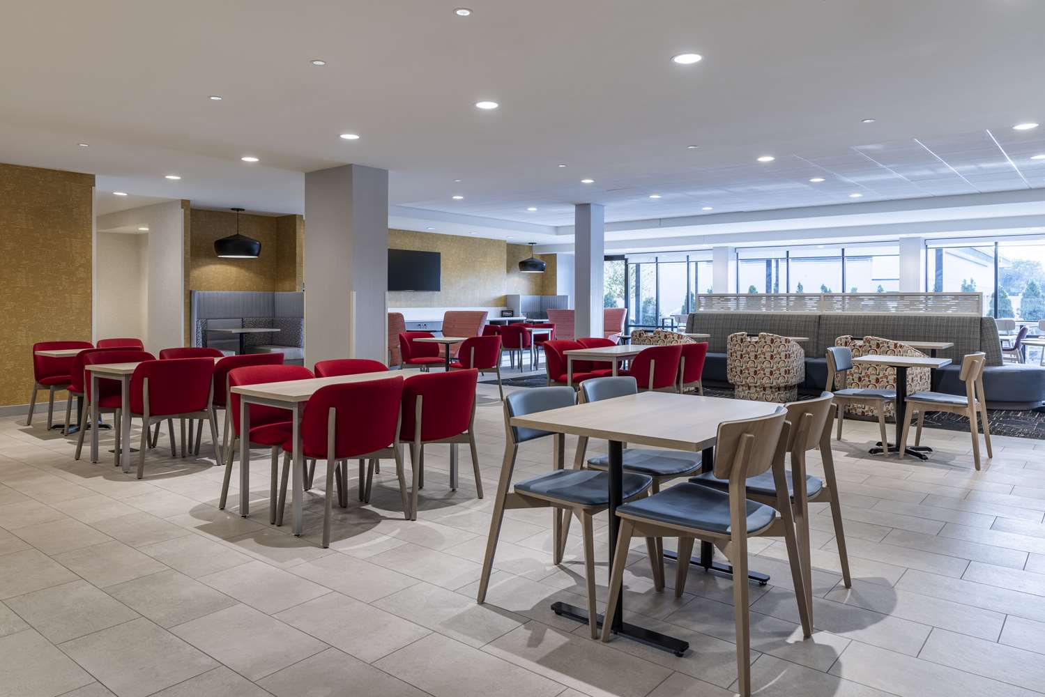 Home2 Suites by Hilton East Haven New Haven 11/17
