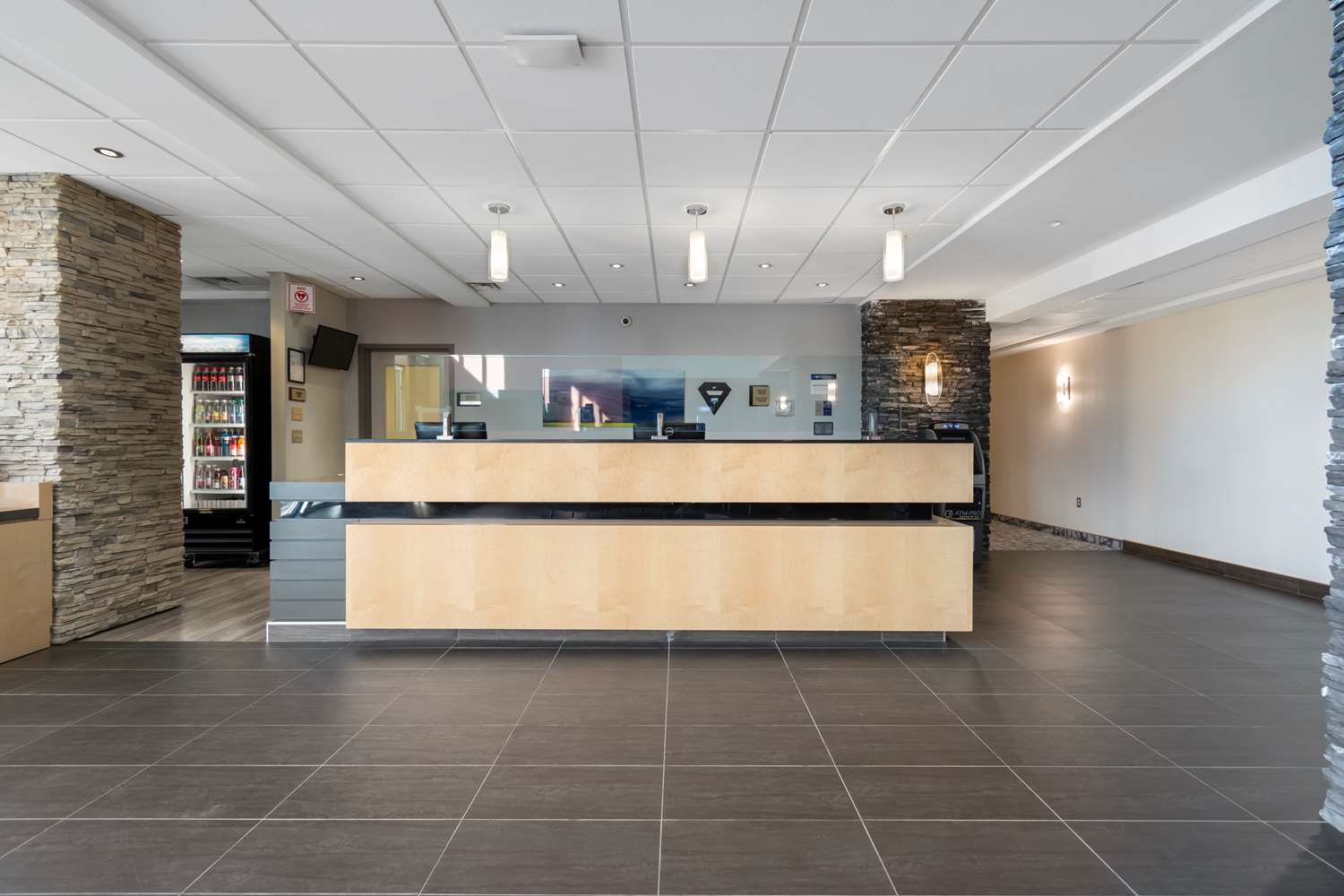 Best Western Plus Airport Inn and Suites 3/46